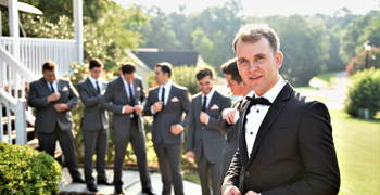 How Many Groomsmen Should You Have in Your Wedding?